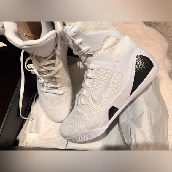 Kobe Halo Signature White high top Sneakers NEW SIZE 13 - Picture 1 of 10